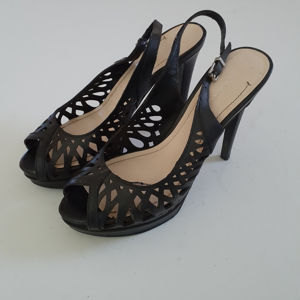 Shoes - Picture 2 of 11